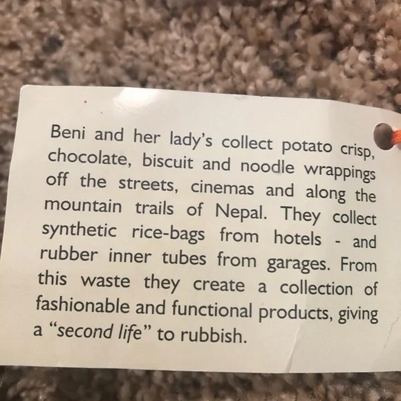 Beni Nepal / Set of 6 round coasters/ NWT/ with matching holder and lid - Picture 8 of 9